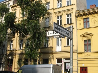 Mietshaus, Laden  Haubachstraße 16