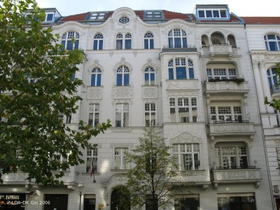 Mietshaus  Meinekestraße 5