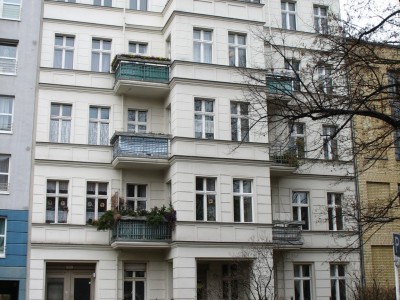 Mietshaus, Laden  Schloßstraße 20