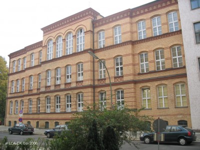 Sophie-Charlotten-Lyzeum (ehem.), Loschmidt-Oberschule