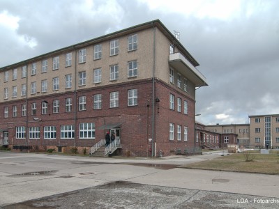 Fabrikgebäude, Gefängnis  Genslerstraße 66 Lichtenauer Straße 