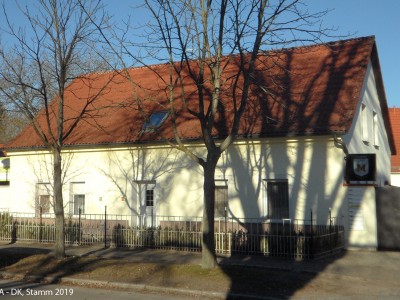 Gehöft, Wohnhaus, Scheune, Stall  Alt-Müggelheim 12