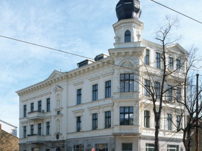 Wohn- und Geschäftshaus  Bölschestraße 66