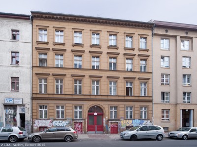 Mietshaus, Werkstatt  Adalbertstraße 22