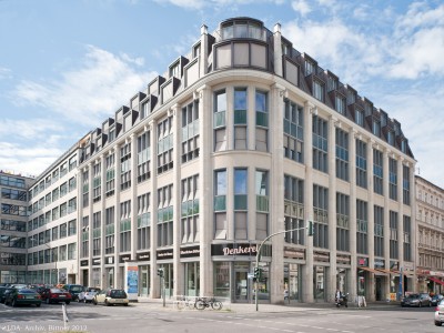 Warenhaus, Verwaltungsgebäude  Oranienplatz 2 Oranienstraße 164