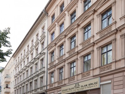 Mietshaus  Wiener Straße 12