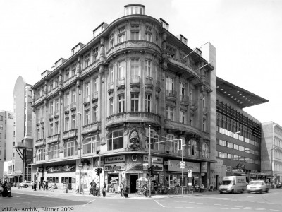 Geschäftshaus, Hotel  Friedrichstraße 209 Kochstraße 15