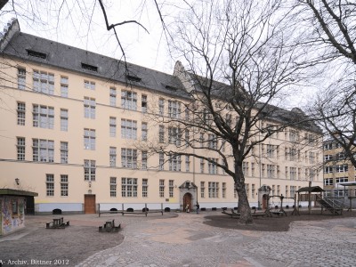 70. und 251. Gemeindeschule, Fichtelgebirge-Grundschule