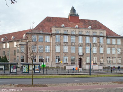 Hochschule für Technik und Wirtschaft (ehemaliges Realgymnasium und Lyzeum Karlshorst)