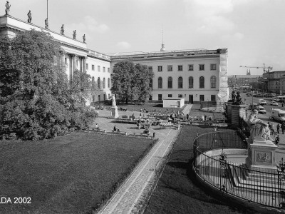 Garten- und Ehrenhof der Humboldt-Universität