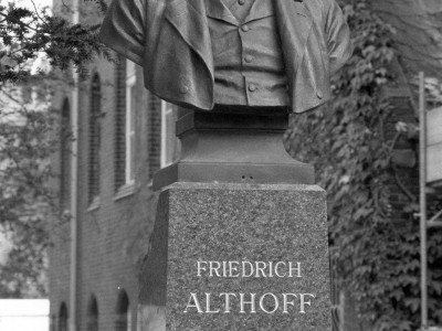 Büste Friedrich Althoff
