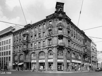 Geschäftshaus  Chausseestraße 22 Invalidenstraße 35