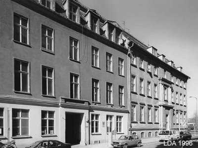 Mietshaus  Anna-Louisa-Karsch-Straße 7