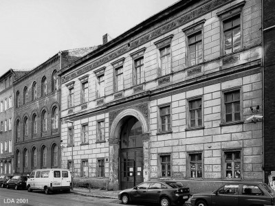 Krankenhaus, Verwaltungsgebäude  Auguststraße 14, 15, 16