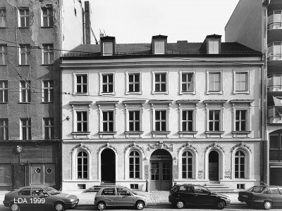 Wohnhaus  Neue Schönhauser Straße 8