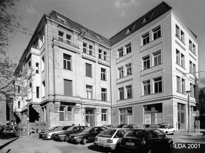 Wohn- und Geschäftshaus  Dorotheenstraße 16 Bauhofstraße 10, 11 Hegelplatz 1