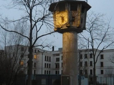 Wachturm & Leuchtmast