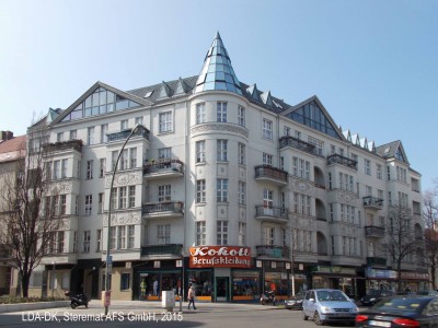 Mietshaus, Geschäftshaus  Karl-Marx-Straße 12, 12A
