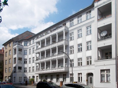 Mietshaus  Emser Straße 3, 4