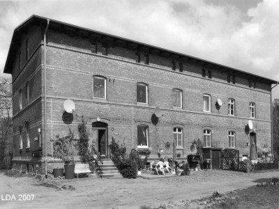 Landarbeiterkaserne, Stall, Waschhaus  Schwanebecker Chaussee 3
