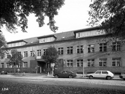 Ortskern Reinickendorf mit Dorfanger und Straße Alt-Reinickendorf