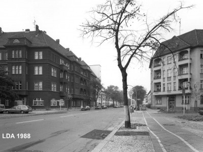 Mietshaus  Emmentaler Straße 58, 60 Genfer Straße 41