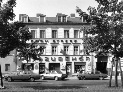 Mietshaus, Hofgebäude  Residenzstraße 60