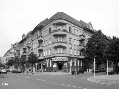 Mietshaus, Remise  Residenzstraße 130, 131 Friedrich-Wilhelm-Straße 87