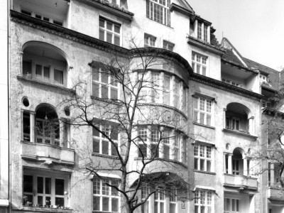 Mietshaus  Akazienstraße 30