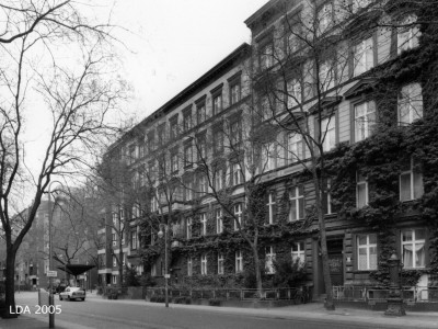 Mietshaus  Bülowstraße 28, 29 Steinmetzstraße 11, 12