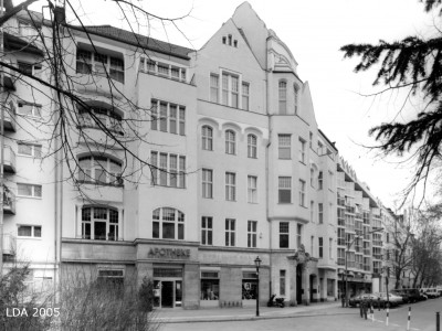 Wohn- und Geschäftshaus, Festsaal  Viktoria-Luise-Platz 9 Motzstraße 55