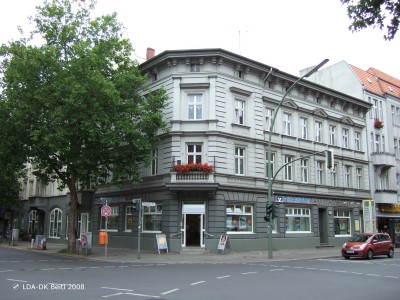 Wohn- und Geschäftshaus  Adamstraße 1 Pichelsdorfer Straße 73