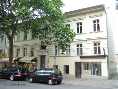 Wohnhaus, Nebengebäude  Adamstraße 8