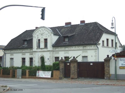Bauernhof, Wohnhaus, Stall, Gaststätte  Alt-Kladow 21, 23