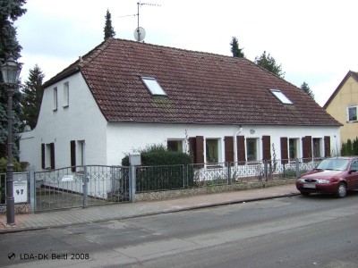 Kolonistenhaus, Wohnhaus  Dorfstraße 46, 47