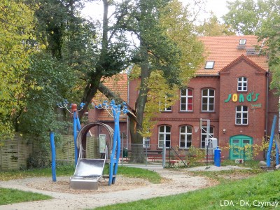 Schule  Schulstraße 3, 4