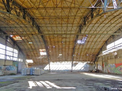 Junkers-Bogendachhalle