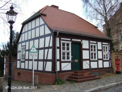 Wohnhaus, Hofgebäude  Behnitz 4