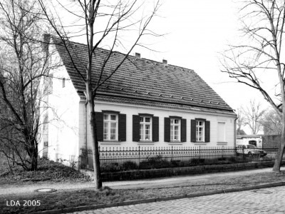 Wohnhaus, Zaun  Alt-Marienfelde 21A