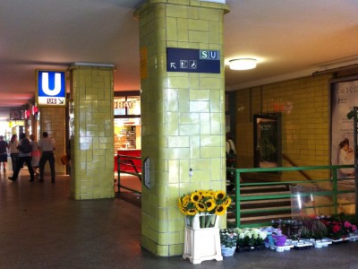 S- und U-Bahnhof Tempelhof