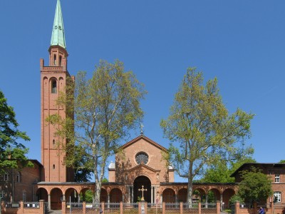 St. Johannis-Kirchhof