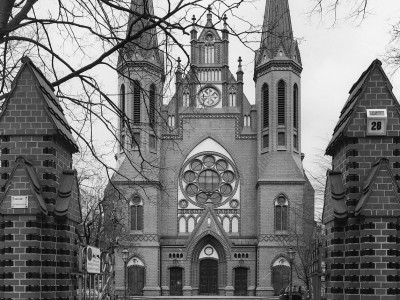 Kath. St. Paulus-Kirche mit Dominikanerkloster
