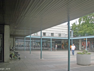 Ladenzentrum am Hansaplatz