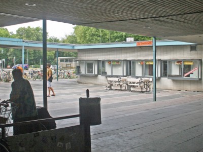 Ladenzentrum am Hansaplatz
