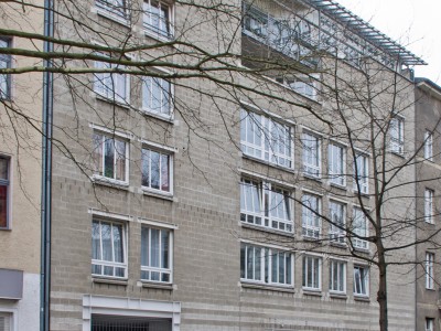 Wohn- und Geschäftshaus  Pohlstraße 77