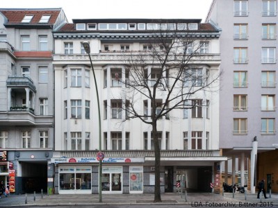 Mietshaus, Gewerbehof  Kolonnenstraße 26