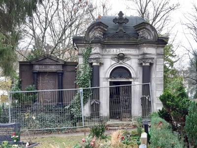 Familiengrab Tübbecke auf dem Friedhof Schmargendorf