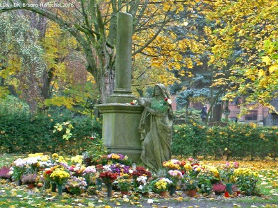 Grabmal Walter Stein