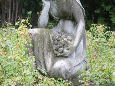 "Trauernde" (Skulptur)