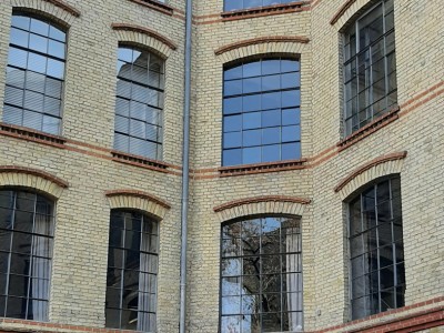 Mietshaus, Etagenfabrik  Admiralstraße 17, 17A